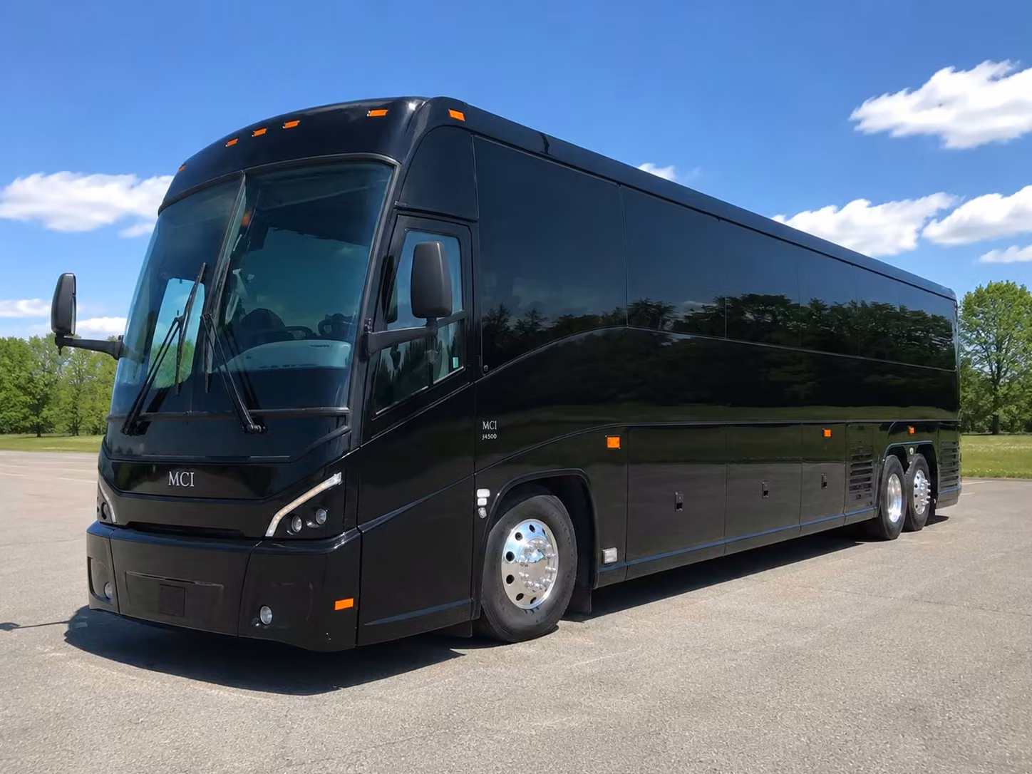 executive airport transfers between bridgeport and major regional airports